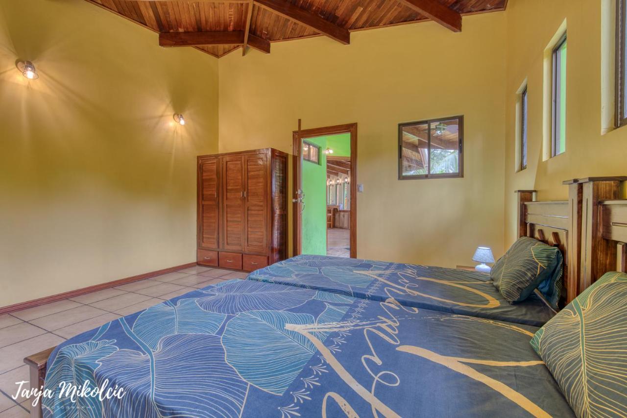 Casa Verde Puerto Viejo de Talamanca Exterior photo
